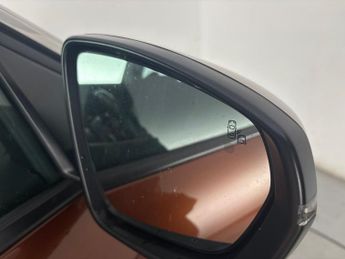 Peugeot 3008 1.6 PureTech Allure EAT (180 ps) - 360 CAM - NAV - BLIND SPOT AS