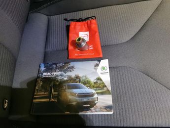 Skoda Enyaq iV 62kWh 60 (DC120kW) (179 ps) - LED - REVERSE CAM - SMARTLINK