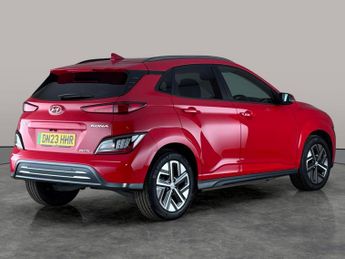 Hyundai Kona 64kWh Premium (10.5kW Charger) (204 ps) - KEYLESS ENTRY - LED - 