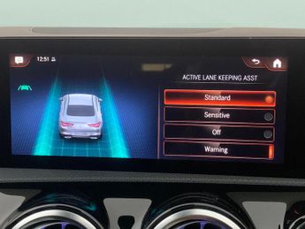 Mercedes-Benz CLA 1.3 CLA250e 15.6kWh AMG Line (Premium Plus) Coupe Plug-in 8G-DCT