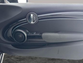 Mini Electric Hatch Cooper SE 32.6kWh Level 3 (184 ps) - 17IN ALLOYS - PAN ROOF - NA