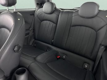 Mini Electric Hatch Cooper SE 32.6kWh Level 3 (184 ps) - 17IN ALLOYS - PAN ROOF - NA