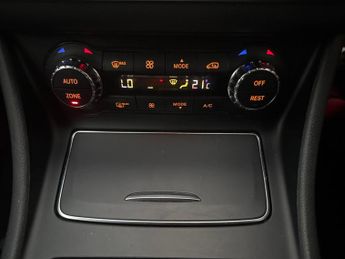 Mercedes-Benz GLA 2.0 GLA250 AMG Line (Premium) 7G-DCT 4MATIC (211 ps) - COMFORT P