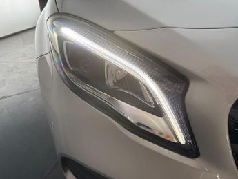 Mercedes-Benz GLA 2.0 GLA250 AMG Line (Premium) 7G-DCT 4MATIC (211 ps) - COMFORT P