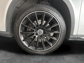 Mercedes-Benz GLA 2.0 GLA250 AMG Line (Premium) 7G-DCT 4MATIC (211 ps) - COMFORT P