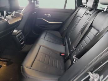 BMW 3 Series 2.0 330e 12kWh M Sport Touring Plug-in (292 ps) - REV CAM - PARK