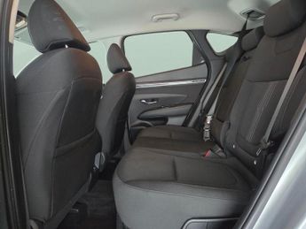 Hyundai Tucson 1.6 h T-GDi Premium (230 ps) - NAV - HEATED STEERING - BLIND SPO