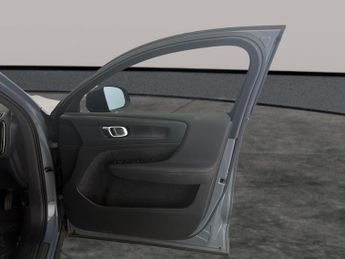 Volvo C40 Recharge 69kWh Core (231 ps) - NAV - LANE DEPARTURE  - 19IN ALLO