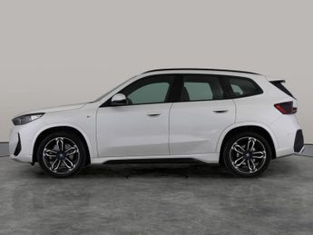 BMW iX1 30 66.5kWh M Sport xDrive (11kW Charger) (313 ps) - NAV - ALCANT