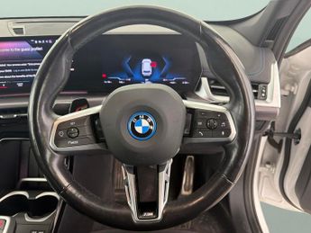BMW iX1 30 66.5kWh M Sport xDrive (11kW Charger) (313 ps) - NAV - ALCANT