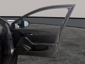 MG Mg4 51kWh SE (170 ps) - FABRIC - BLACK - CARPLAY - LED