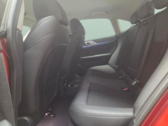 BMW i4 40 83.9kWh Sport Gran Coupe eDrive (340 ps) - INTERIOR TRIM - AL