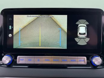 Hyundai Kona 64kWh Premium (10.5kW Charger) (204 ps) - LED - REVERSE CAM - SA