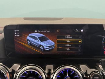 Mercedes-Benz EQA EQA 250+ 70.5kWh AMG Line (190 ps) - LEATHER - APPLE CARPLAY - R