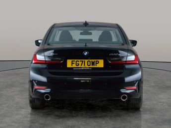 BMW 3 Series 2.0 330e 12kWh SE Pro Plug-in xDrive (292 ps) - BLUETOOTH - CRUI