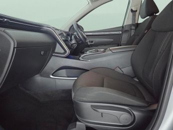 Hyundai Tucson 1.6 h T-GDi Premium (230 ps) - NAV - HEATED STEERING - BLIND SPO