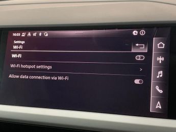 Audi Q4 E-tron 35 Sport Sportback 55kWh (170 ps) NAV - LED LIGHTS - LANE DEPART