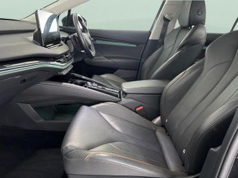 Skoda Enyaq iV 62kWh 60 (DC120kW) (179 ps) - SMARTLINK - NAV - LEATHER