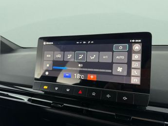 MG Mg4 64kWh SE Long Range (203 ps) - COMFORT ACCESS - BLUETOOTH - DRIV