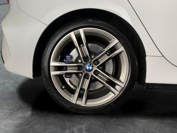 BMW 1 Series 2.0 M135i xDrive (306 ps) - HEATED SEATS - NAV