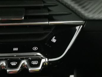 Peugeot E-2008 50kWh GT (7kW Charger) (136 ps) - BLACK ROOF RAILS - LED - REVER