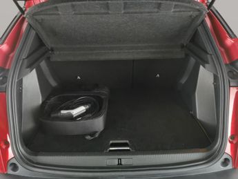 Peugeot E-2008 50kWh GT (7kW Charger) (136 ps) - BLACK ROOF RAILS - LED - REVER