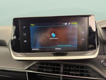Peugeot E-2008 50kWh Allure Premium + (7kW Charger) (136 ps) - LED - REVERSE CA