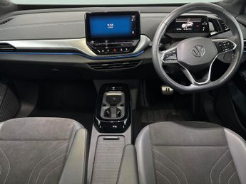 Volkswagen ID.4 Pure Performance 52kWh Life Edition (170 ps) - HEATED SEATS
