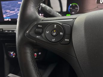 Vauxhall Mokka Electric 50kWh Ultimate (136 ps) - CARPLAY - PARK ASSIST - LED