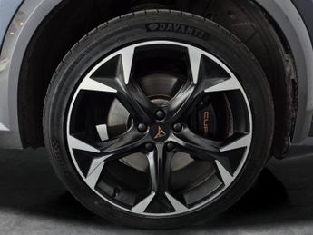 Cupra Formentor 1.4 eHybrid 12.8kWh VZ2 Plug-in DSG (245 ps) - ADAPTIVE CRUISE -