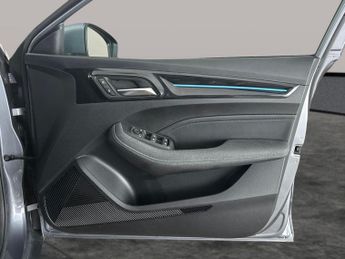 MG Mg5 61.1kWh Trophy Long Range (156 ps) - ACTIVE LANE ASSIST - KEYLES