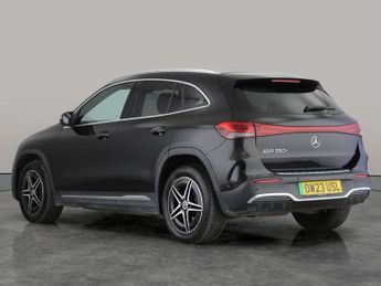Mercedes-Benz EQA EQA 250+ 70.5kWh AMG Line (190 ps) - LEATHER - APPLE CARPLAY - R