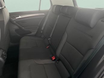 Volkswagen E-golf 35.8kWh e-Golf (136 ps) - CLIMATE CONTROL - DAB - USB AUDIO