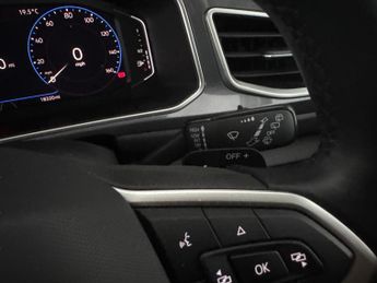 Volkswagen T-Roc 1.5 TSI Style DSG (150 ps) - DIGITAL DASH - PARK SENSORS - PADDL