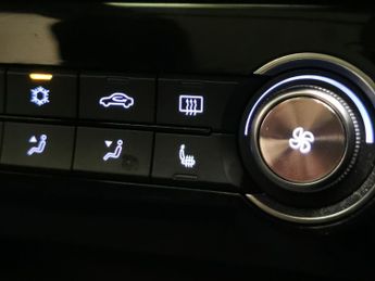 MG MG ZS 44.5kWh Exclusive (143 ps) - CARPLAY - KEYLESS ENTRY - LED