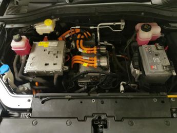 MG MG ZS 44.5kWh Exclusive (143 ps) - CARPLAY - KEYLESS ENTRY - LED