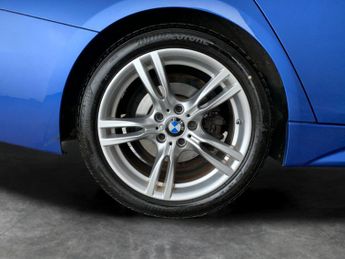 BMW 3 Series 2.0 330e 7.6kWh M Sport Plug-in (252 ps) - DAB - BLUETOOTH - 18I