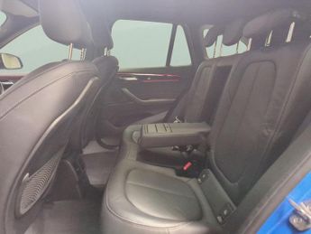 BMW X1 2.0 20i M Sport DCT sDrive (192 ps) - PARK ASSIST - LED - NAV
