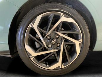 Hyundai i20 1.0 T-GDi MHEV Premium DCT (100 ps) - LANE DEPARTURE  - BLUETOOT