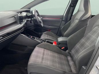 Volkswagen Golf 2.0 TDI GTD DSG (200 ps) - DIGITAL DASH - PADDLE SHIFT - PARK SE