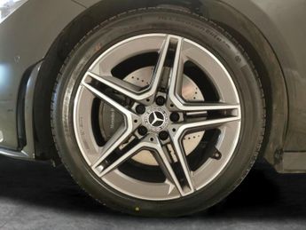 Mercedes-Benz CLA 2.0 CLA220d AMG Line (Premium Plus 2) Coupe 8G-DCT (190 ps) - CA