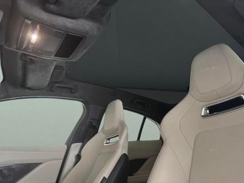 Jaguar I-PACE 400 90kWh HSE Black 4WD (400 ps) - CARPLAY - KEYLESS ENTRY - LED