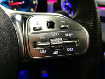 Mercedes-Benz CLA 2.0 CLA220d AMG Line (Premium Plus 2) Coupe 8G-DCT (190 ps) - CA