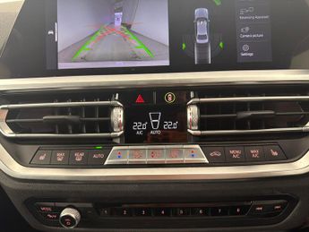 BMW 3 Series 2.0 320i M Sport (184 ps) - ADAPTIVE LIGHTS - ACOUSTIC GLAZING