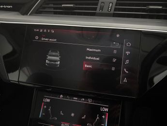 Audi e-tron 50 Technik quattro 71.2kWh (11kW Charger) (313 ps) - CARPLAY - L