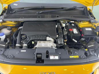 Peugeot 208 1.2 PureTech GT EAT (130 ps) - NAV - BLUETOOTH - CRUISE