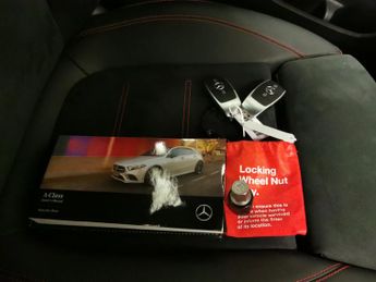 Mercedes-Benz A Class 2.0 A220 AMG Line (Premium) 7G-DCT (190 ps) - SELF PARK - LED - 