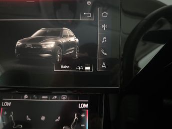 Audi e-tron 50 Technik quattro 71.2kWh (11kW Charger) (313 ps) - CARPLAY - L