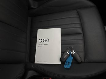 Audi e-tron 50 Technik quattro 71.2kWh (11kW Charger) (313 ps) - CARPLAY - L