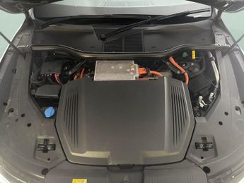 Audi e-tron 50 Technik quattro 71.2kWh (11kW Charger) (313 ps) - CARPLAY - L